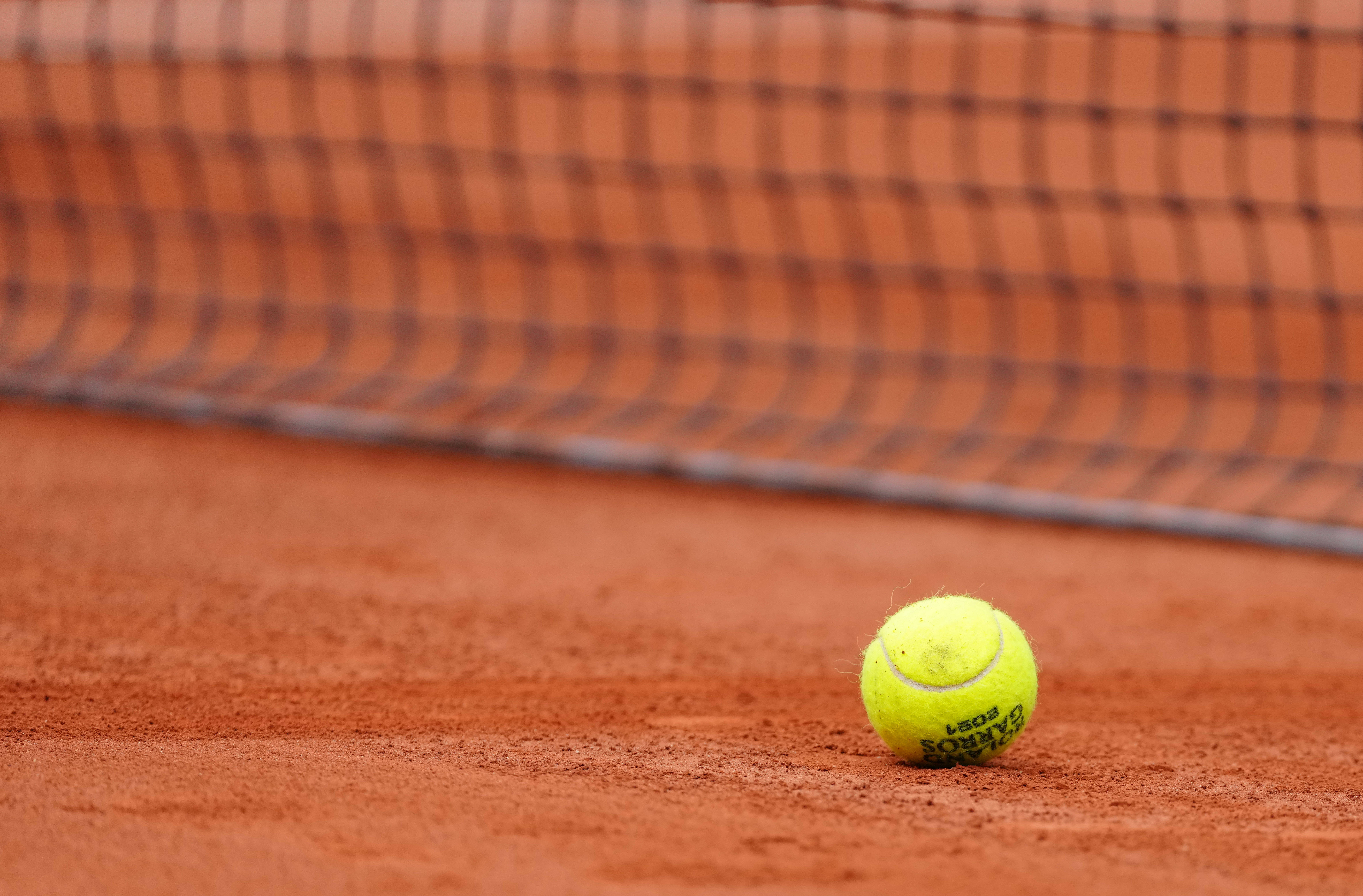 背身控球 背身控球